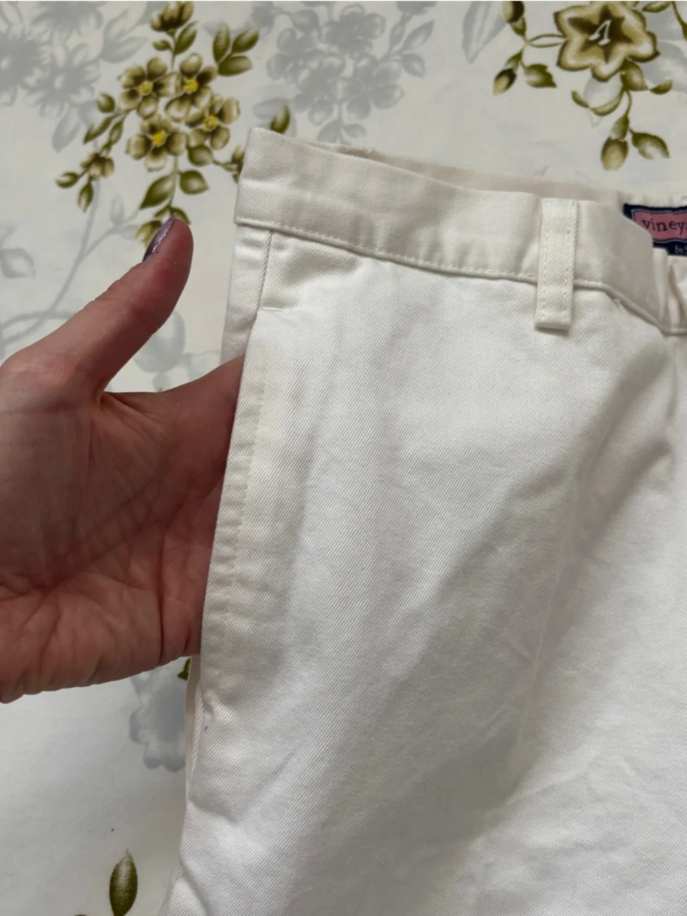 Vineyard Vines Size 12 White Pants - Picture 3 of 9